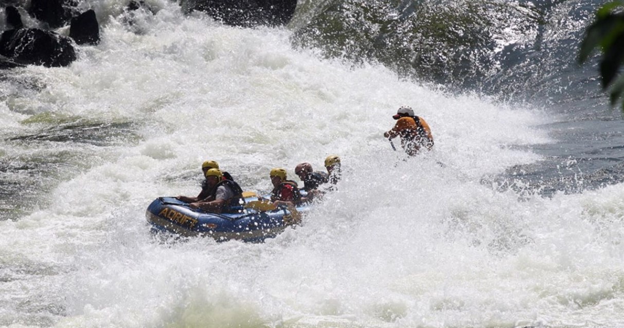 Goditi il ​​rafting sulle rapide durante le tue vacanze Safari nell'Uganda orientale